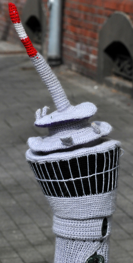 Fernsehturm - Urban Knitting