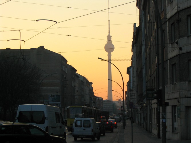 fernsehturm verkabelt