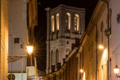 Ferrara bei Nacht