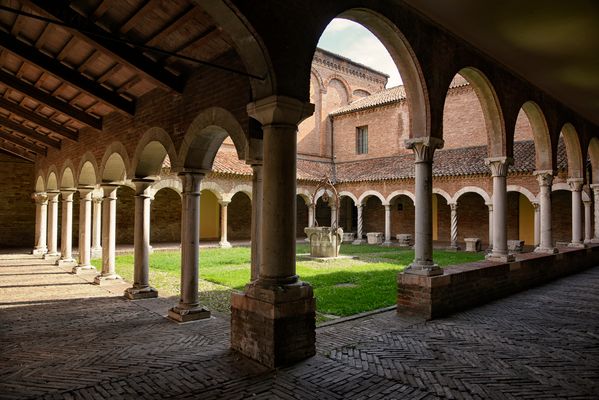 Ferrara Kreuzgang Kirche San Paolo