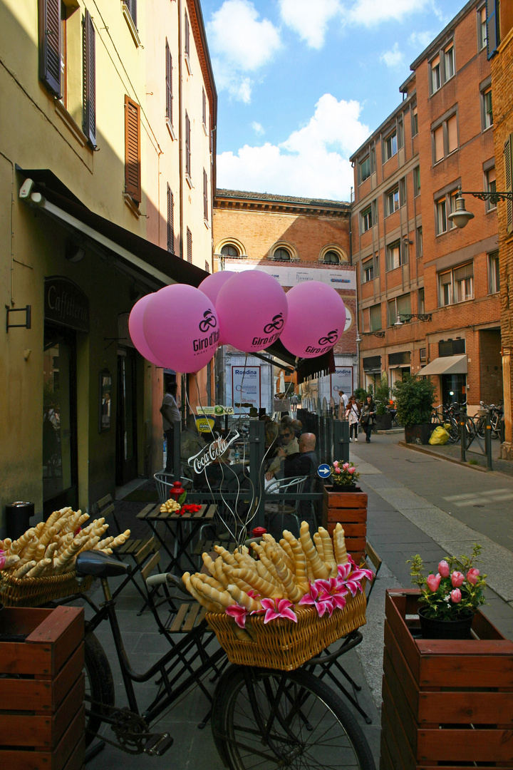 FERRARA saluta il Giro d'Italia