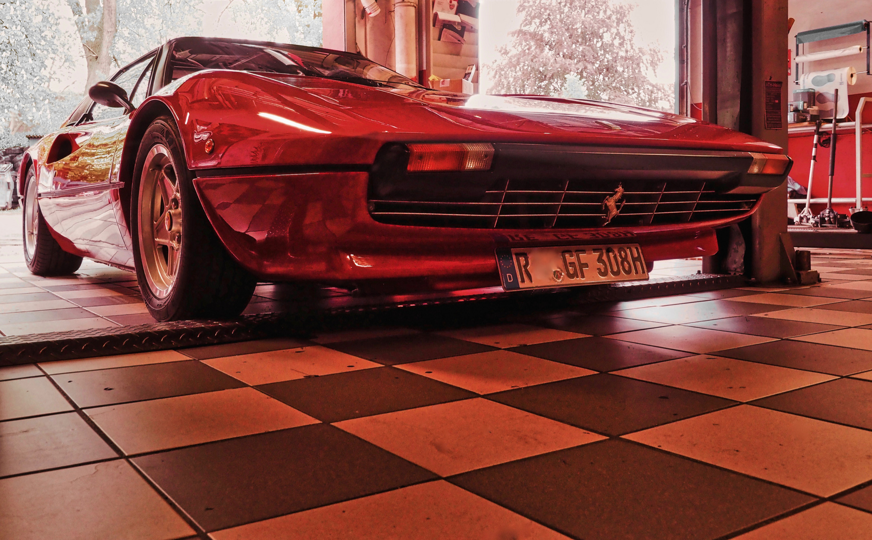 Ferrari 308 GTS...