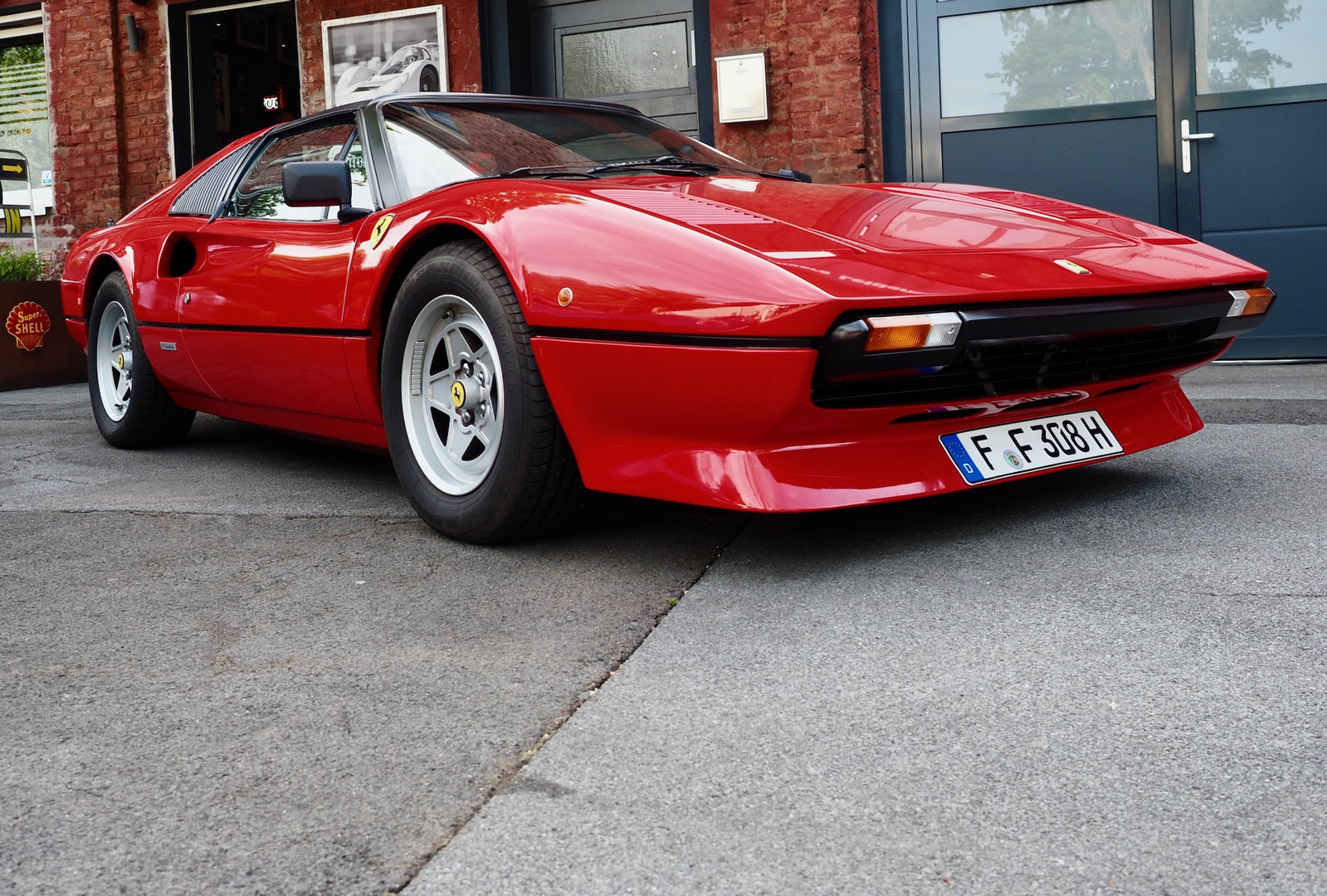 Ferrari 308 GTS...