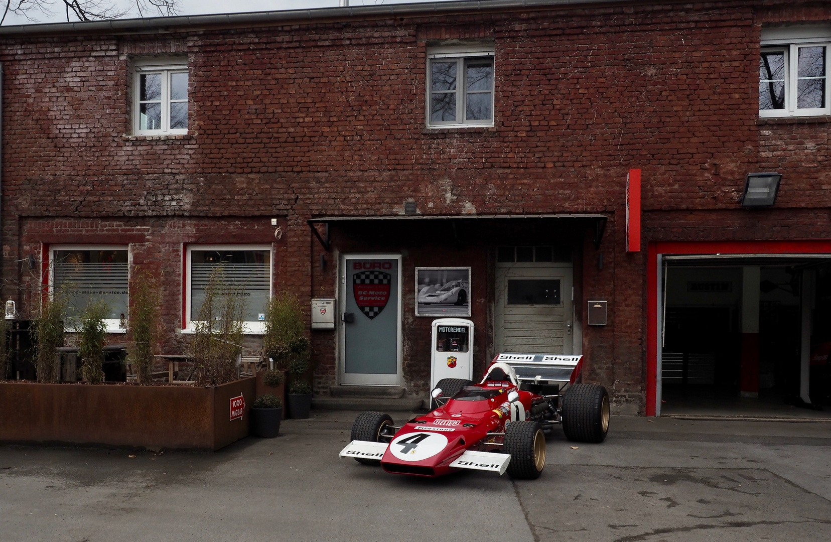 Ferrari  312 B2...