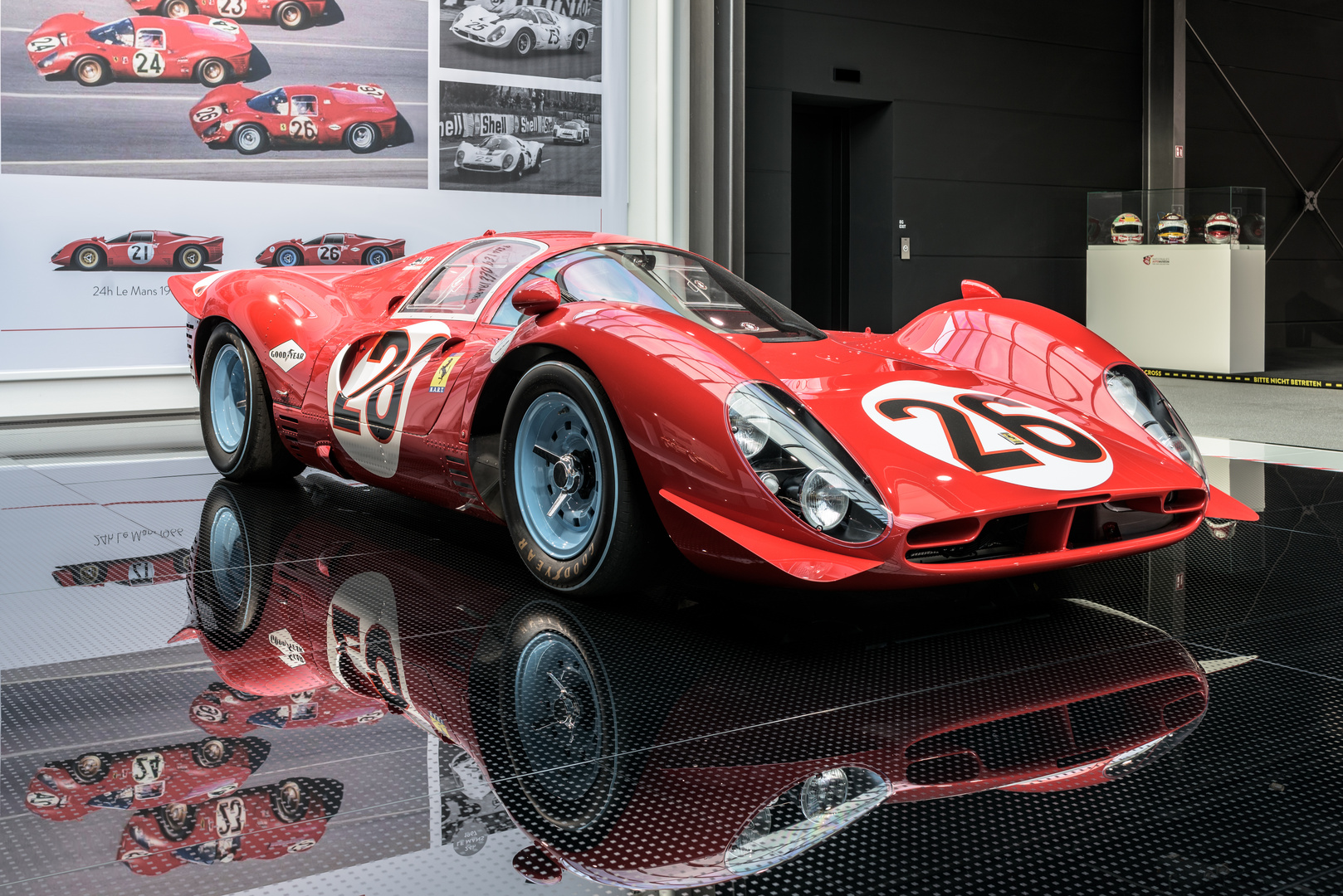 Ferrari 330P3 / 412