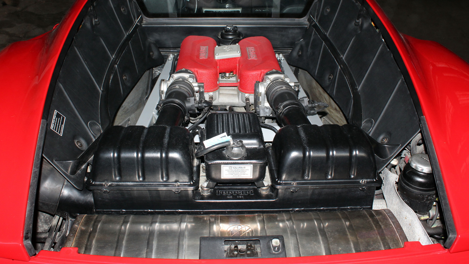 Ferrari 360 Modena - der V8-Motor