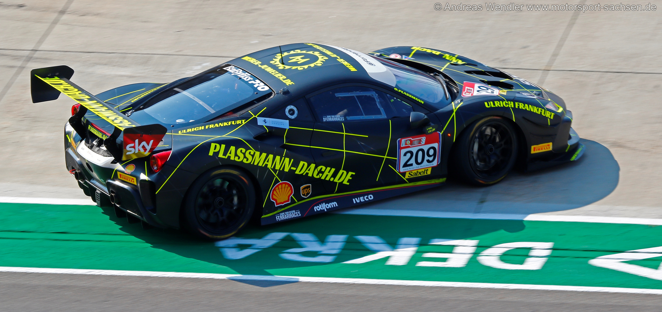 Ferrari 488 Challenge Evo