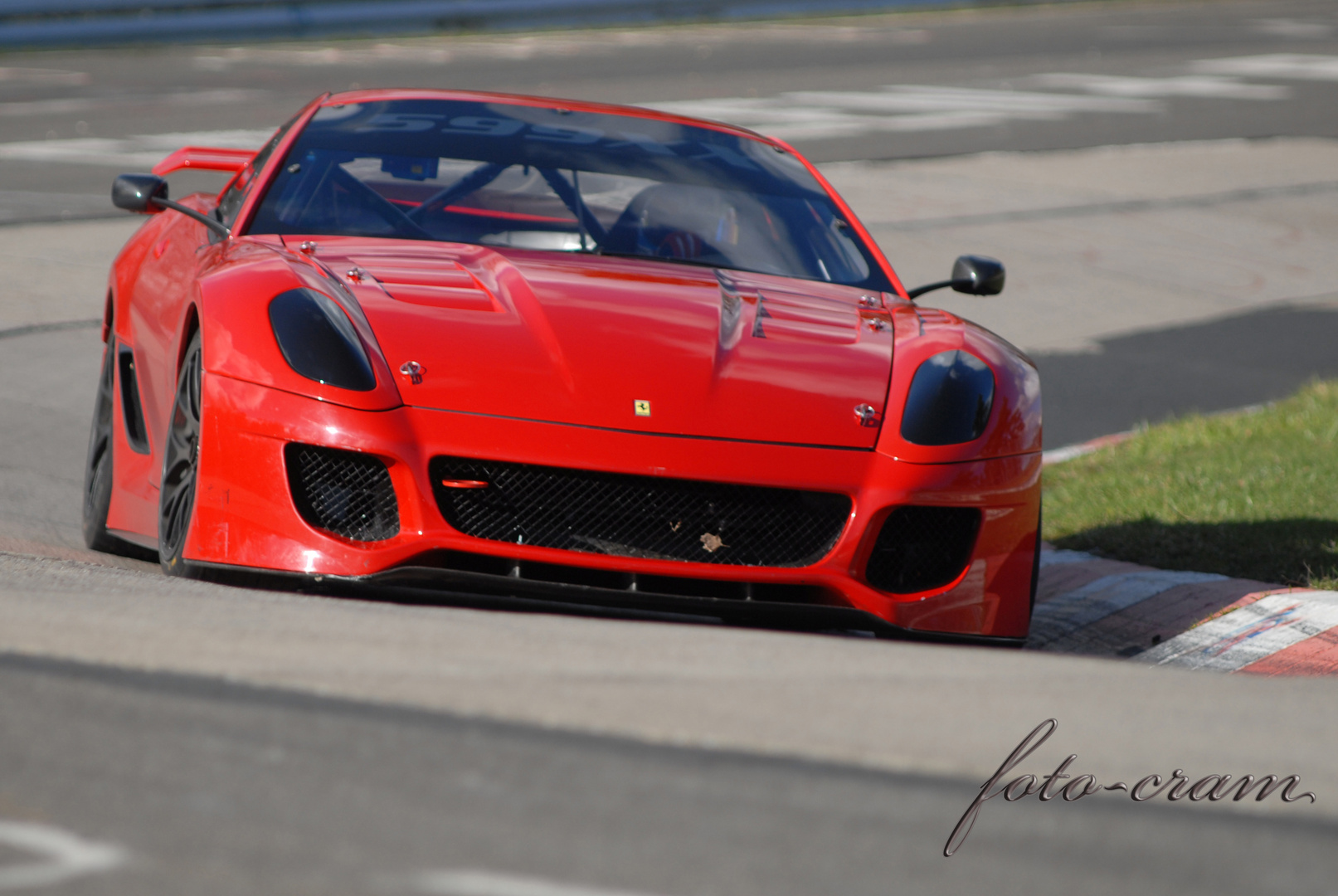 Ferrari 599XX - aktueller Rekordhalter für Rennfahrzeuge auf Serienbasis (Nordschleife in 6:58min.)