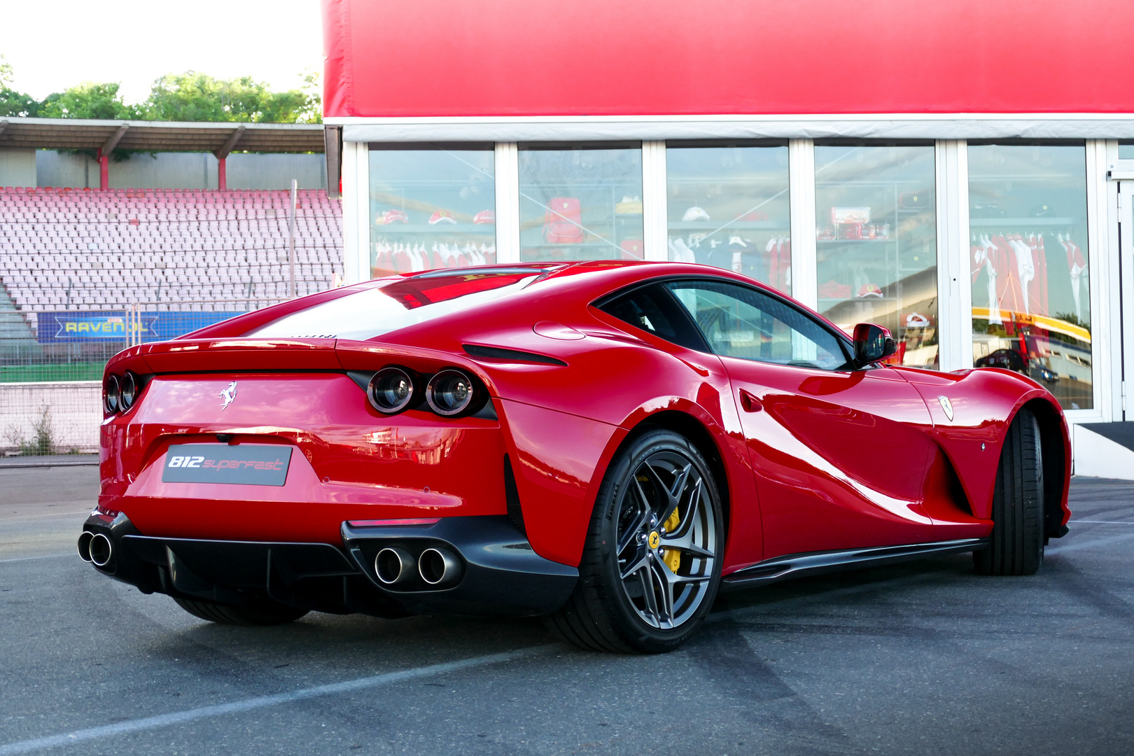 Ferrari 812 Superfast