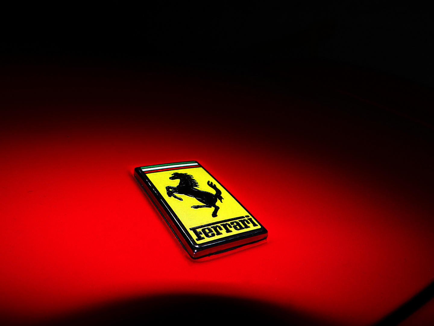 Ferrari emblem