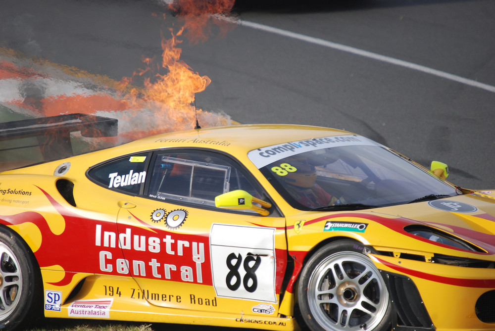 Ferrari F430 on fire..
