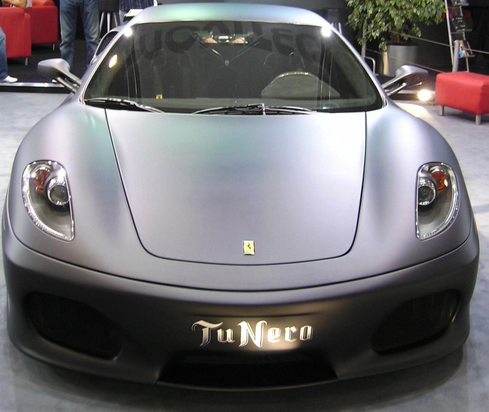 Ferrari mal anders