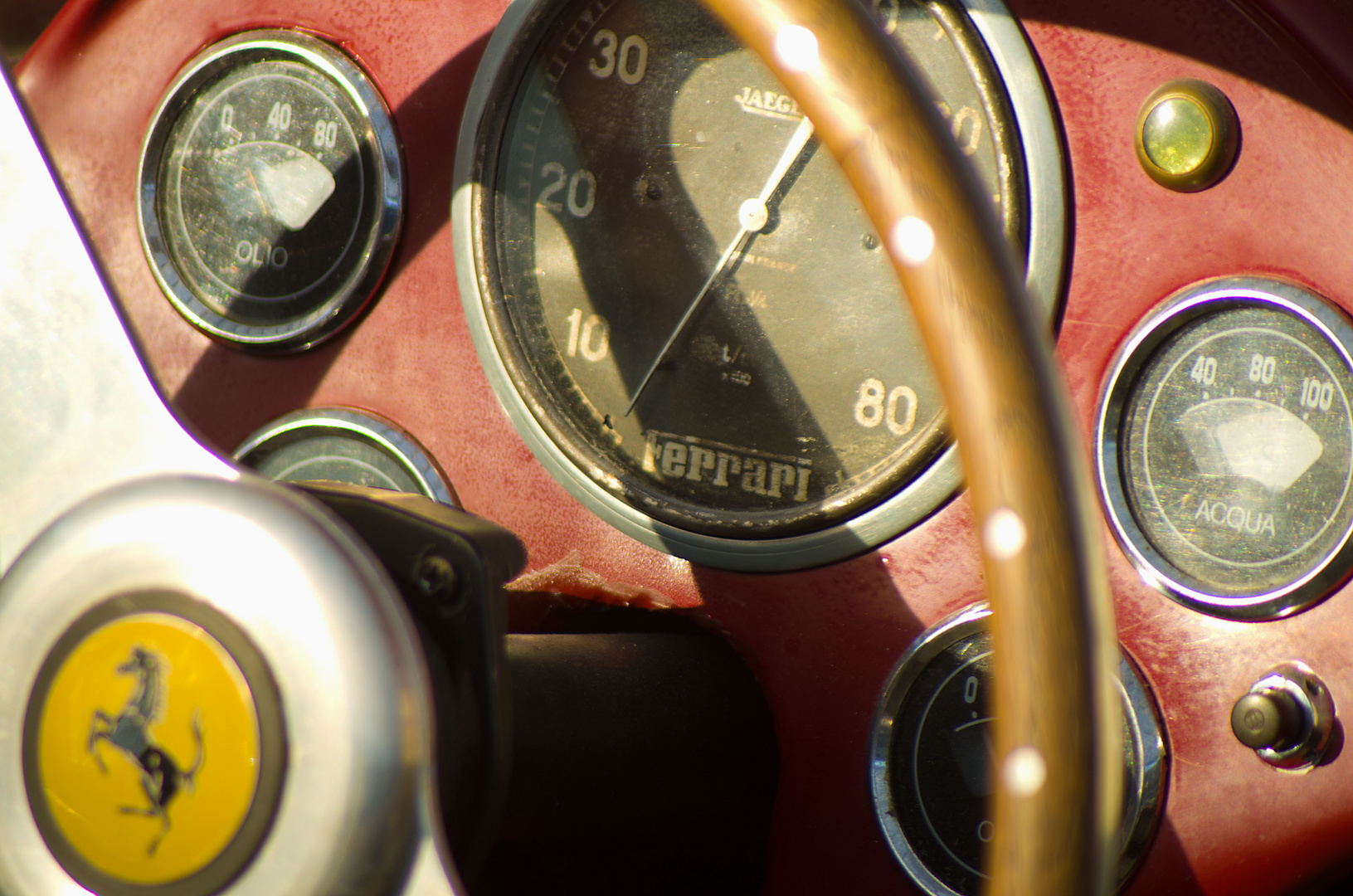 Ferrari-Rennwagen-Cockpit