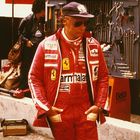 Ferrari Star Niki Lauda 10.Monate nach seinem Unfall (Nürburgring 1.8.1976)