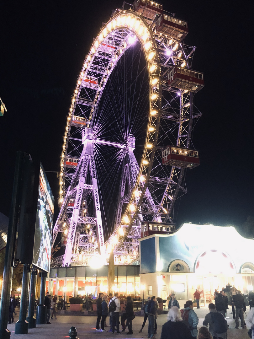 Ferris Wheel