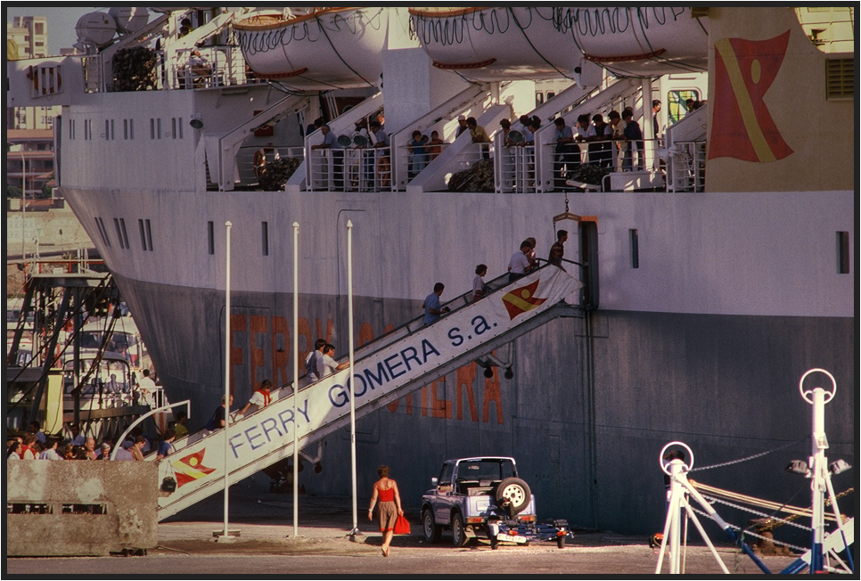 FERRY GOMERA