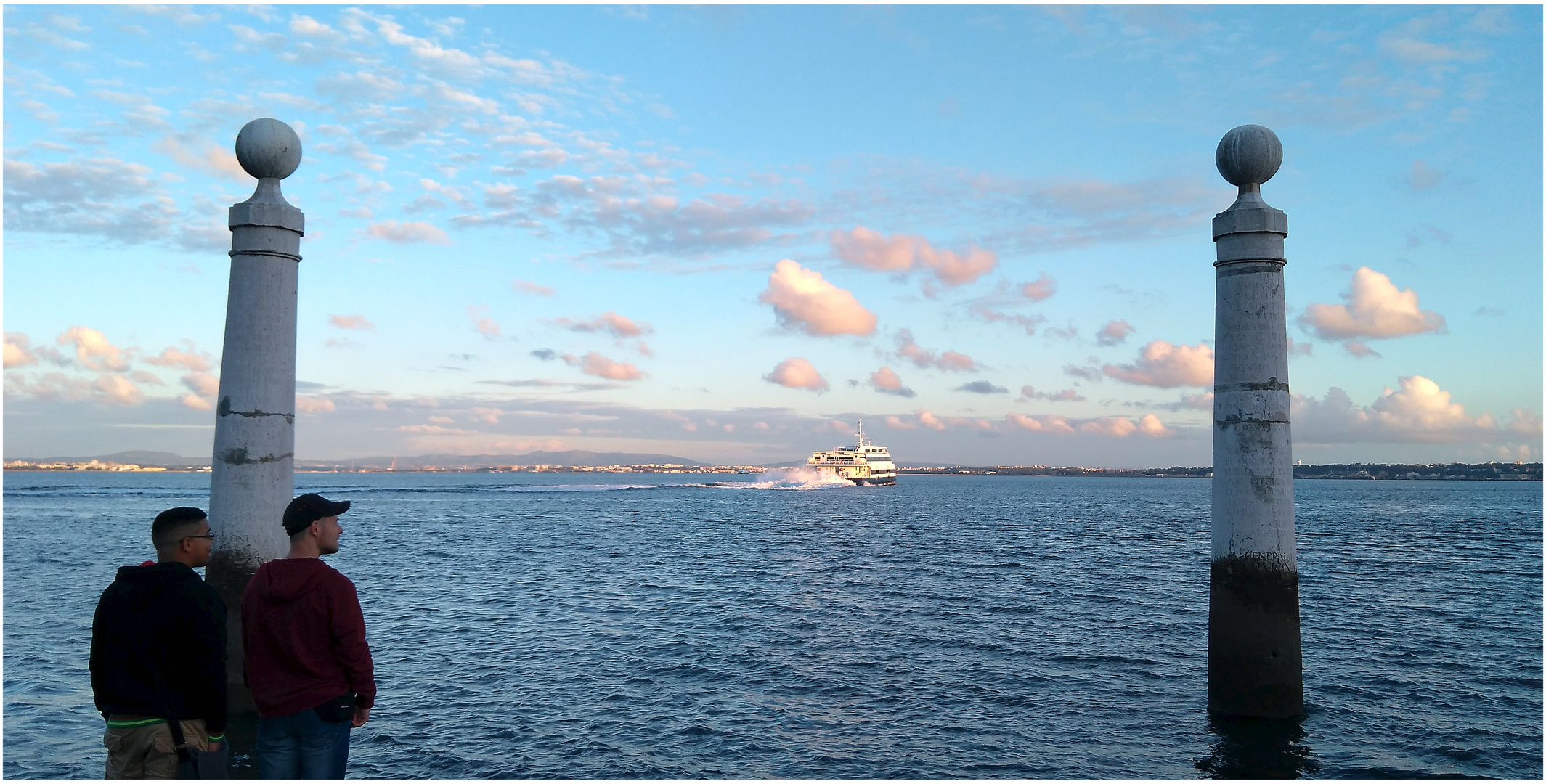 - ferry to barreiro - 