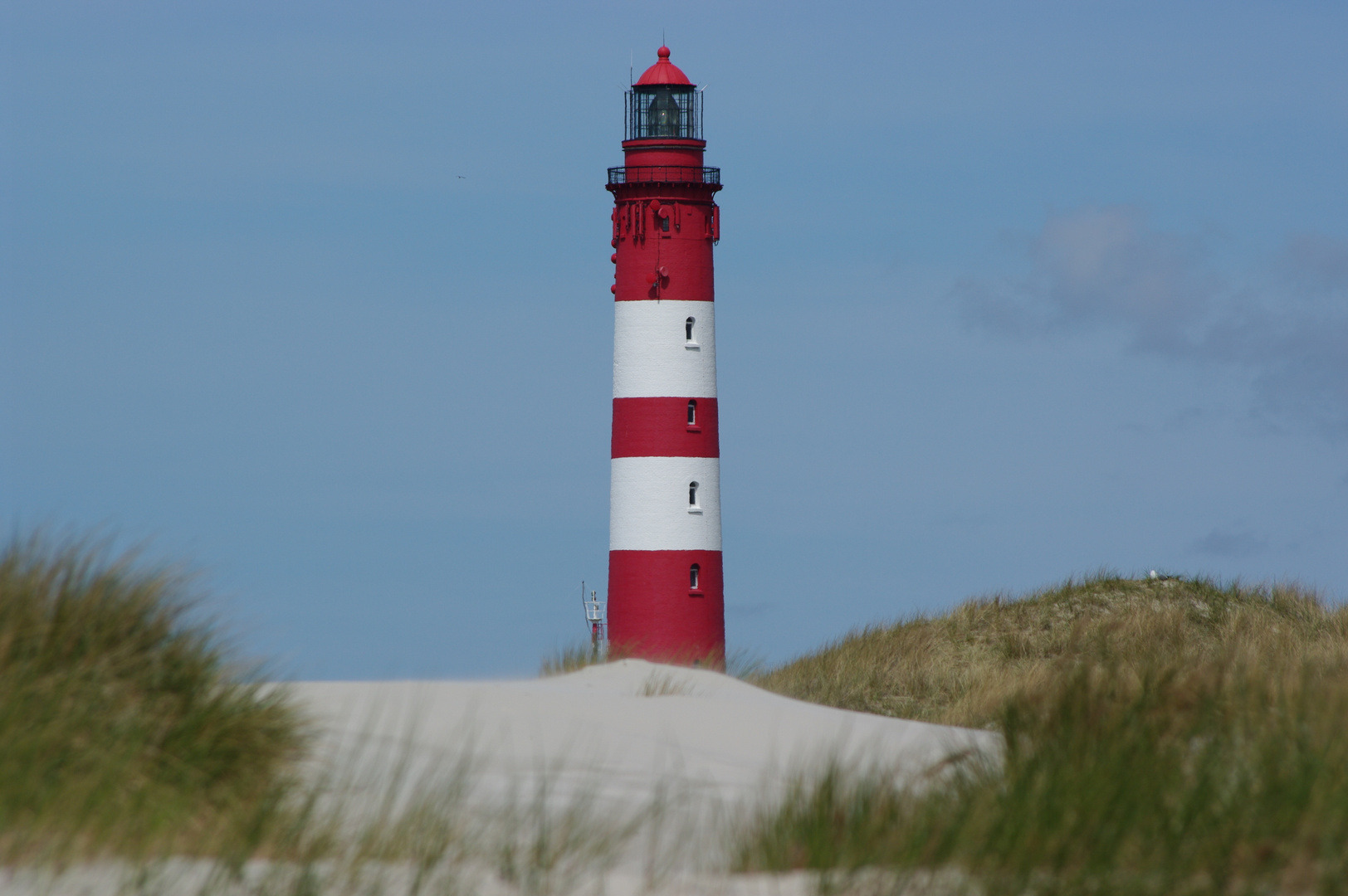 "Fest gemauert in der Erde steht" ... der Leuchturm von Amrum