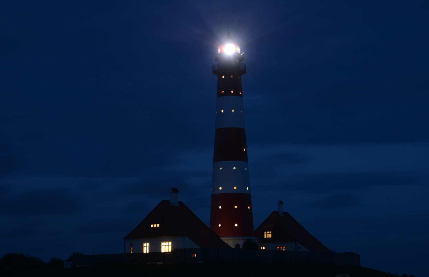 Festbeleuchtung am Leuchtturm Westerhever