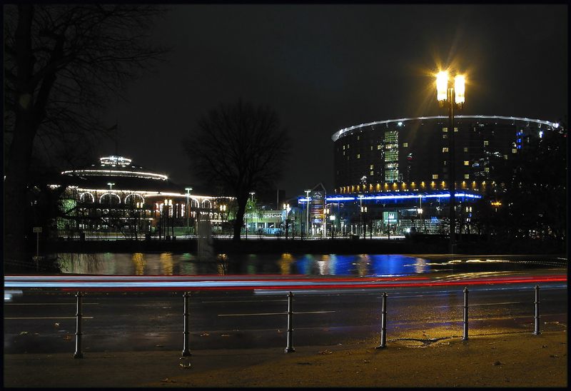 Festhalle und Hotel Maritim