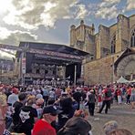 Festival de Bandas et Peñas  --  Place Saint-Pierre à Condom, Podium principal