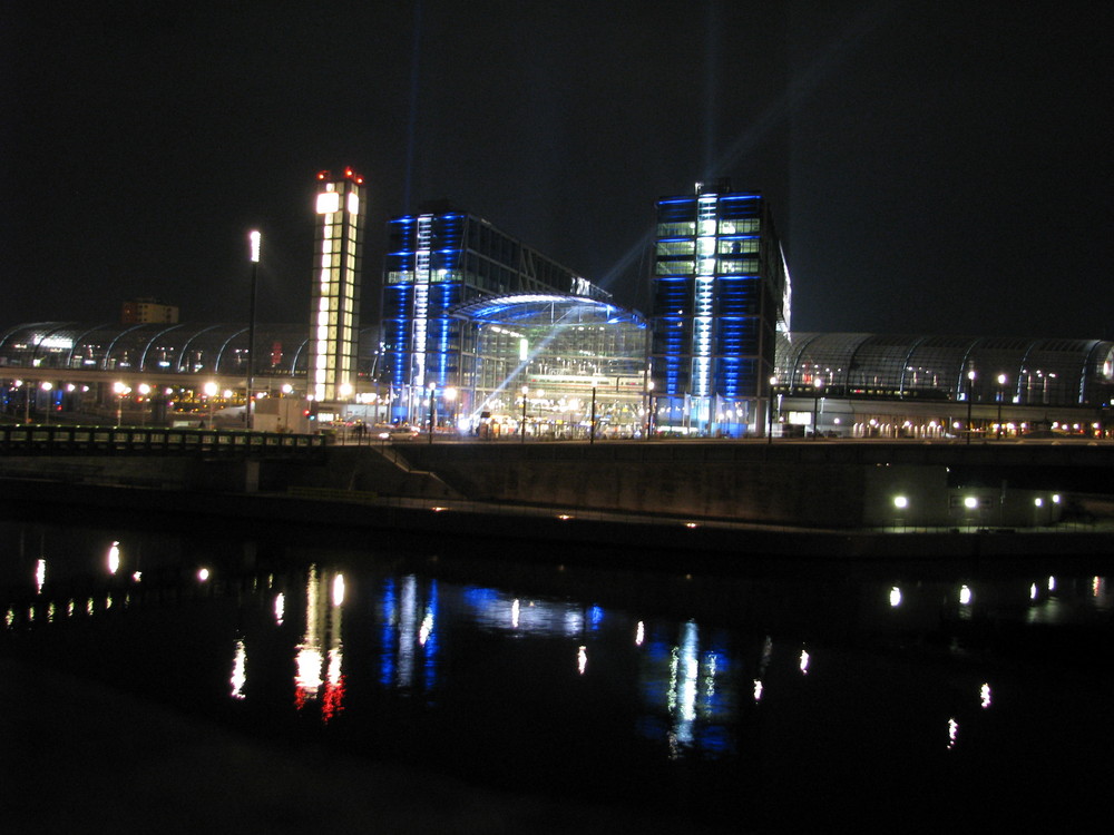 Festival of Light 2008 - Berlin HBF