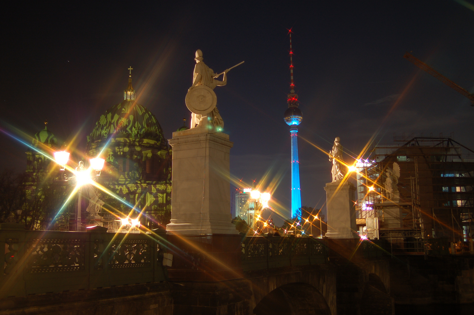 Festival of Light zwischen Dom und Alex