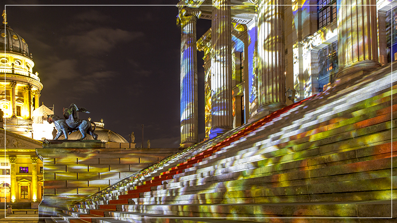 Festival of Lights 2012, Berlin, Gendarmenmarkt, Konzerthaus, Treppen