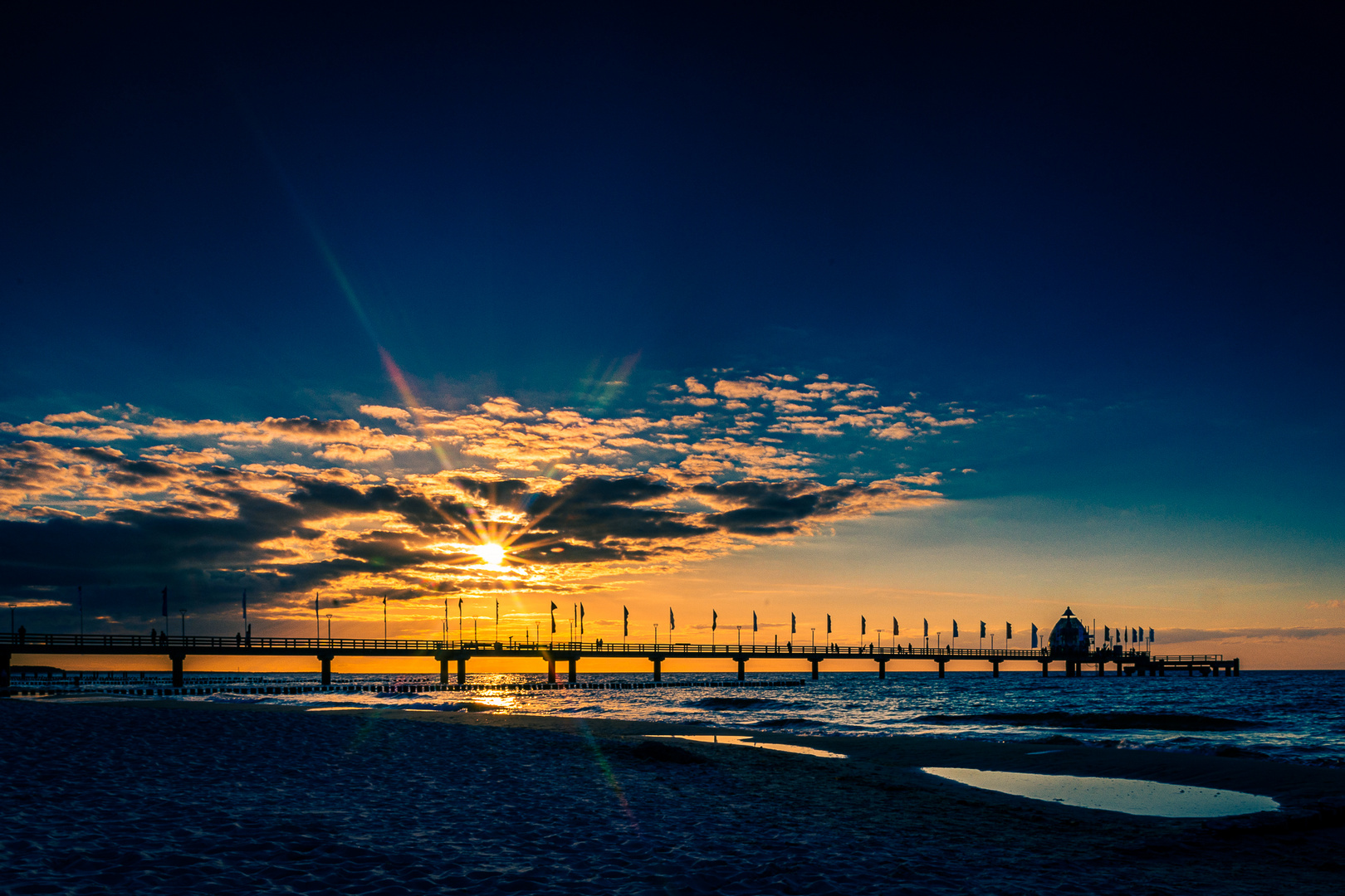 Festival-Sonnenuntergang in Zingst