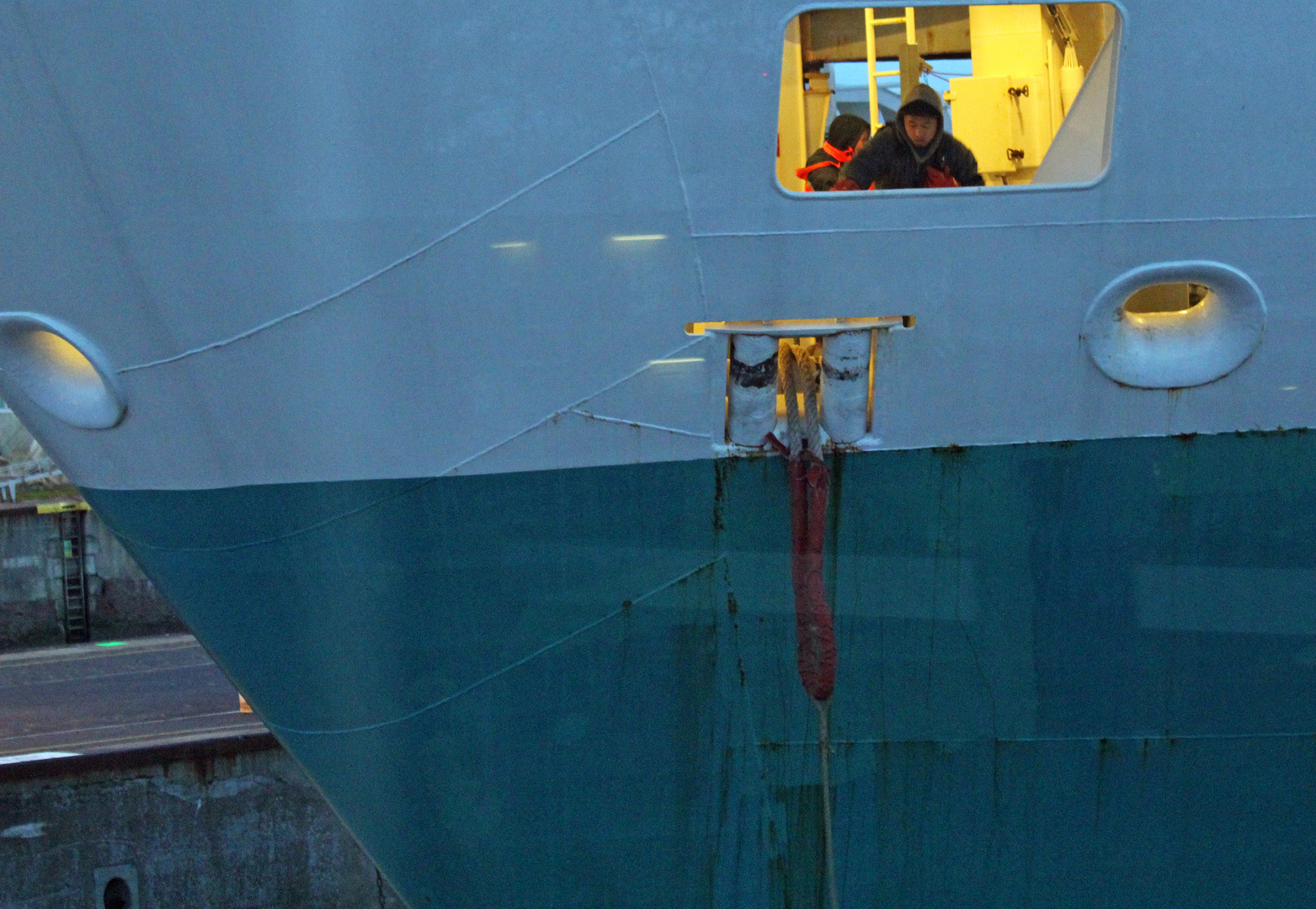 Festmachen.. Foto & Bild schiffe und seewege, motorschiffe