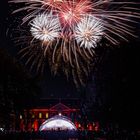 Festspiele im MV: Konzert und Feuerwerk im Park vom Schloss Bothmer