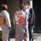 Festtagskleidung auf Tokyos Strassen