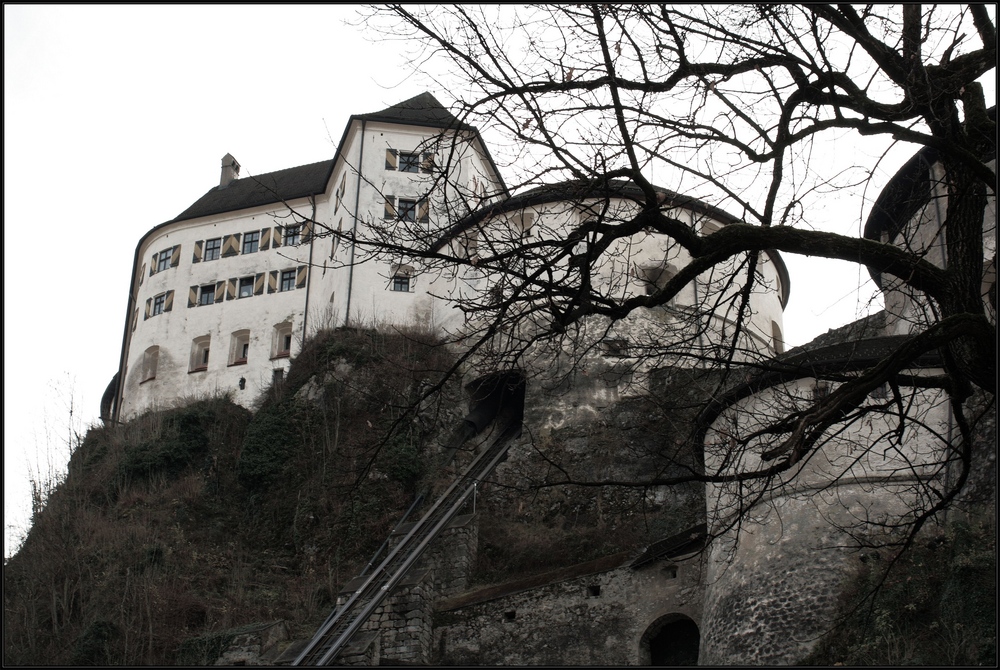 Festung an einem grauen Novembertag