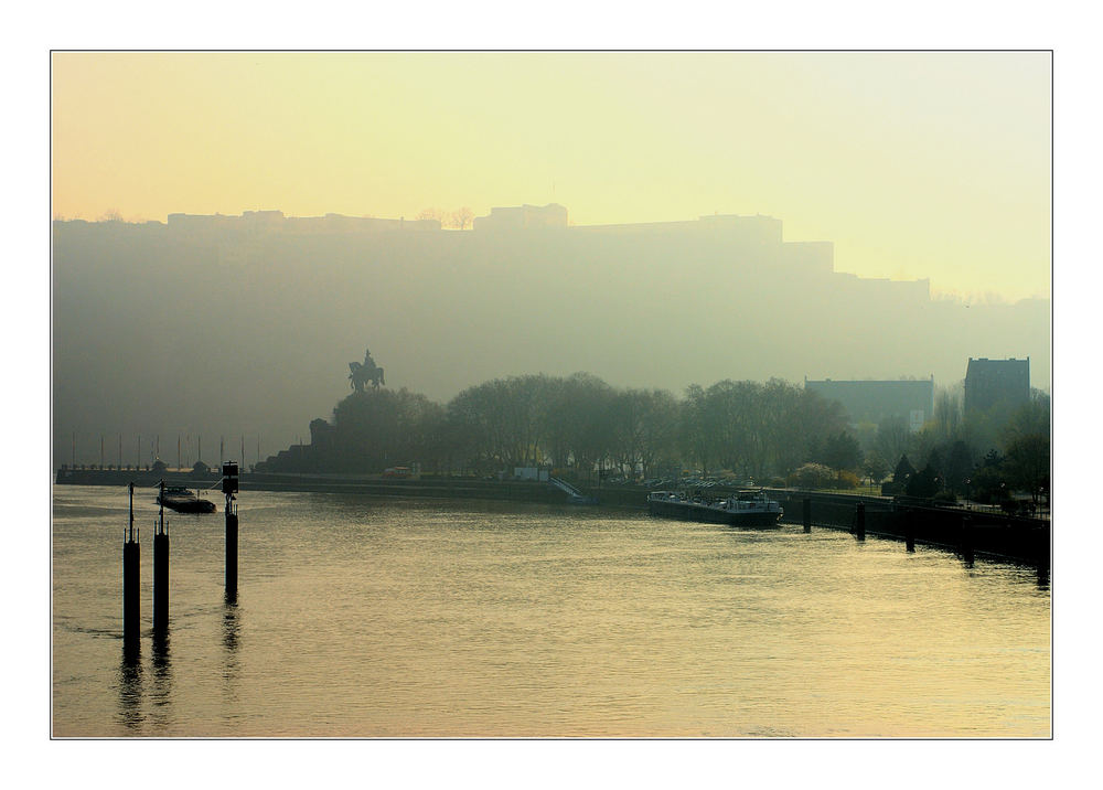 Festung im Gegenlicht