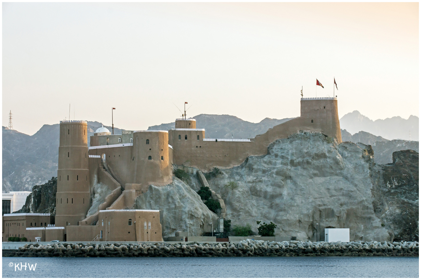 Festung Jalali Fort vor dem Sultanspalast