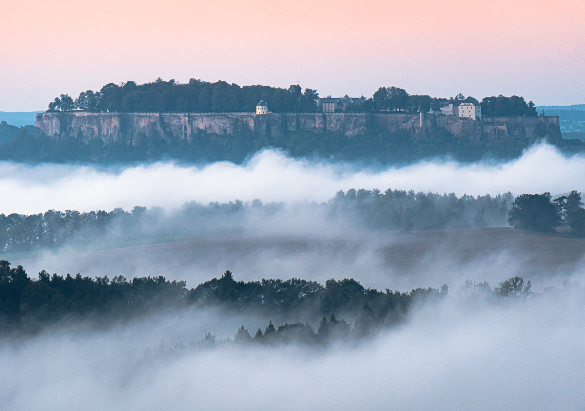 Festung Königstein gefangen im Nebel