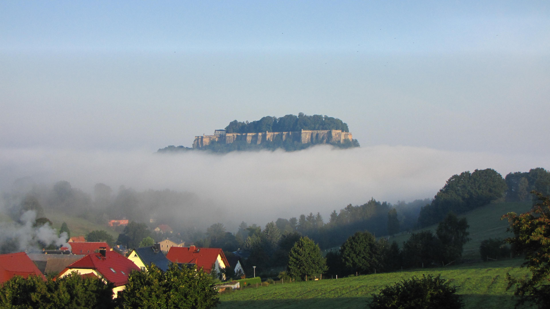 Festung Königstein im Morgennebel !