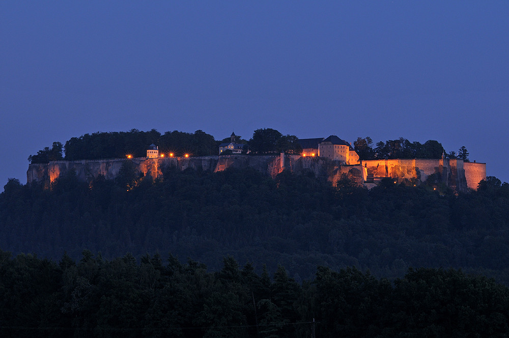 Festung Königstein zur Blauen Stunde