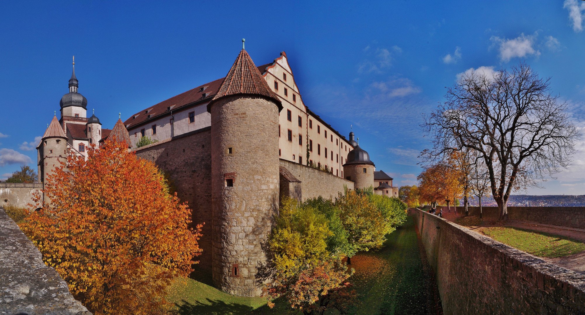 Festung Marienberg über Würzburg.