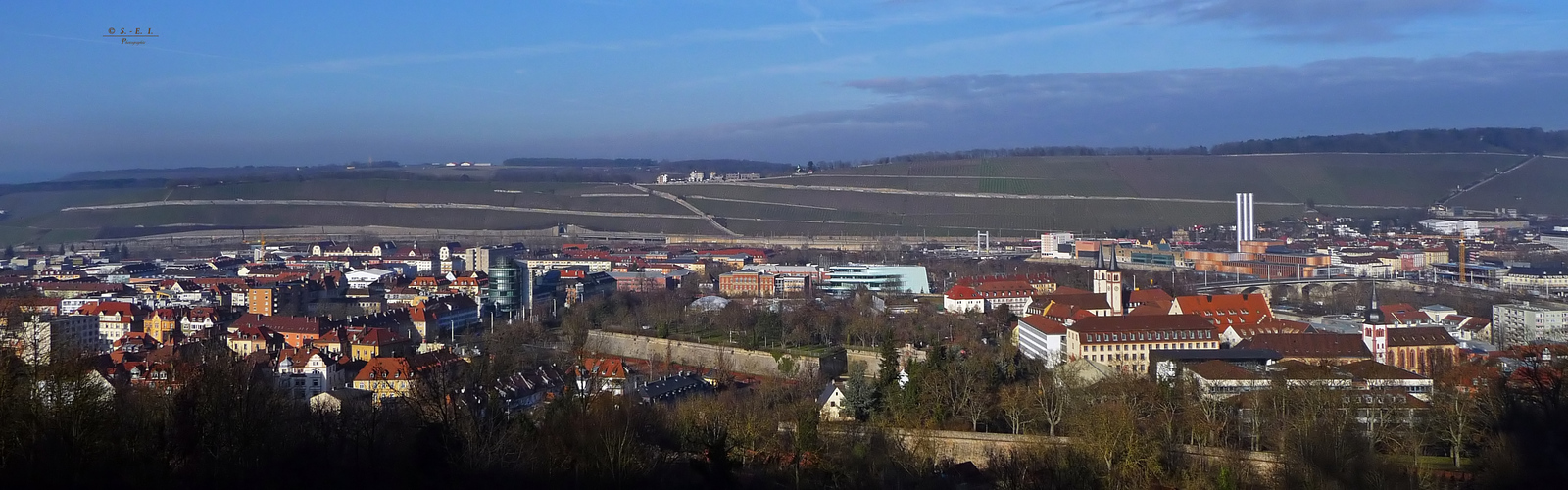 " Festung Marienberg und Stadtblicke aus der Burgperspektive Würzburg "