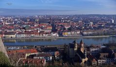 " Festung Marienberg und Stadtblicke aus der Burgperspektive Würzburg "