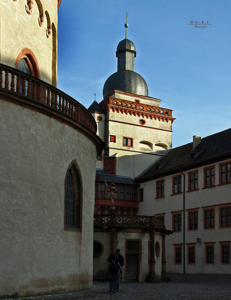 " Festung Marienberg und Stadtblicke aus der Burgperspektive Würzburg "