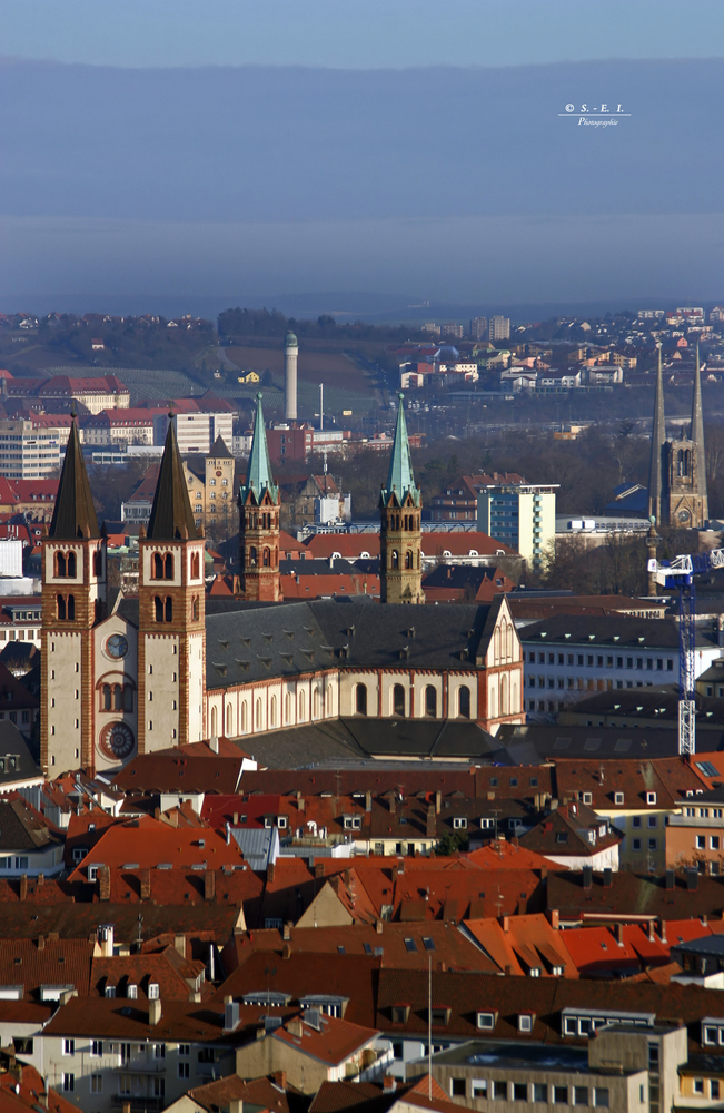 " Festung Marienberg und Stadtblicke aus der Burgperspektive Würzburg "