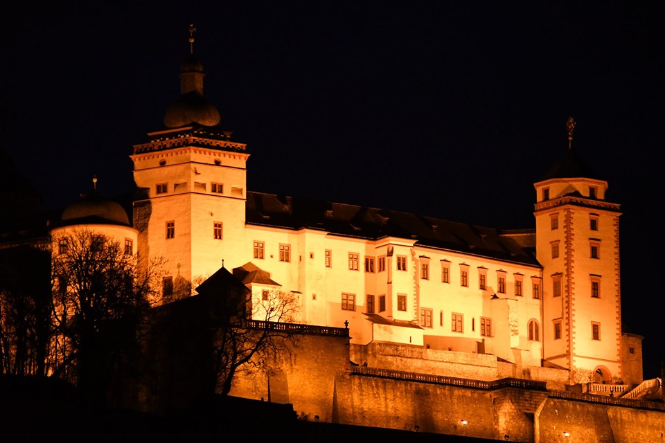 Festung nachts