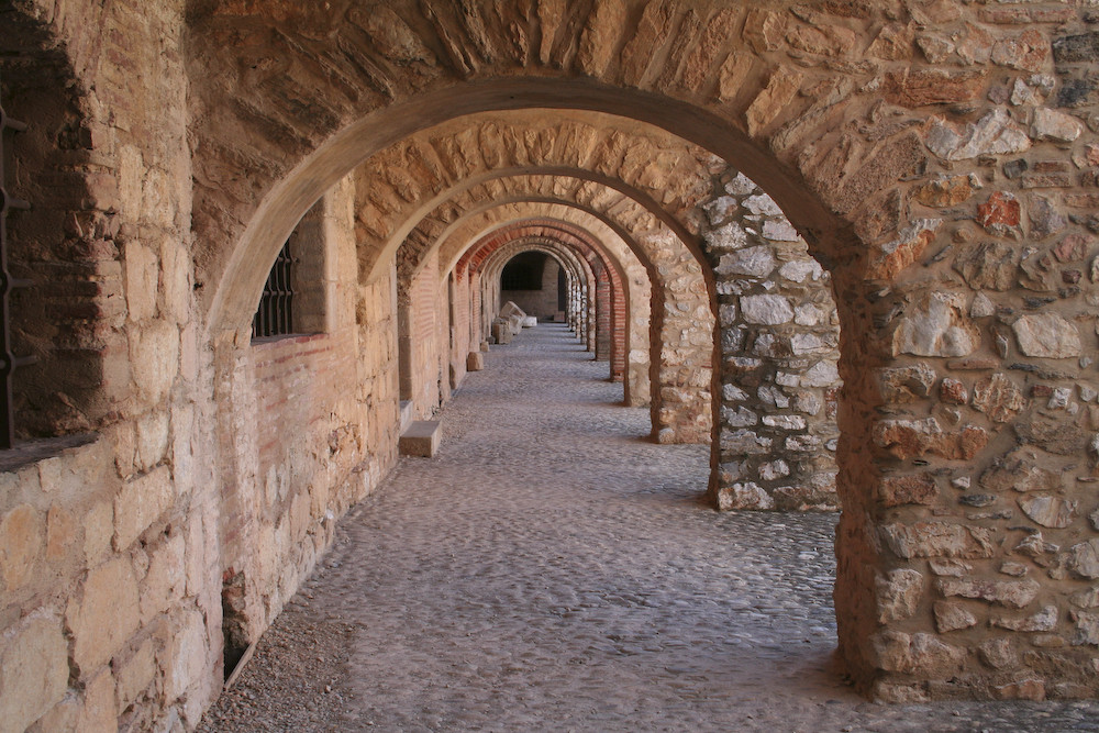 Festung Salses - Gang