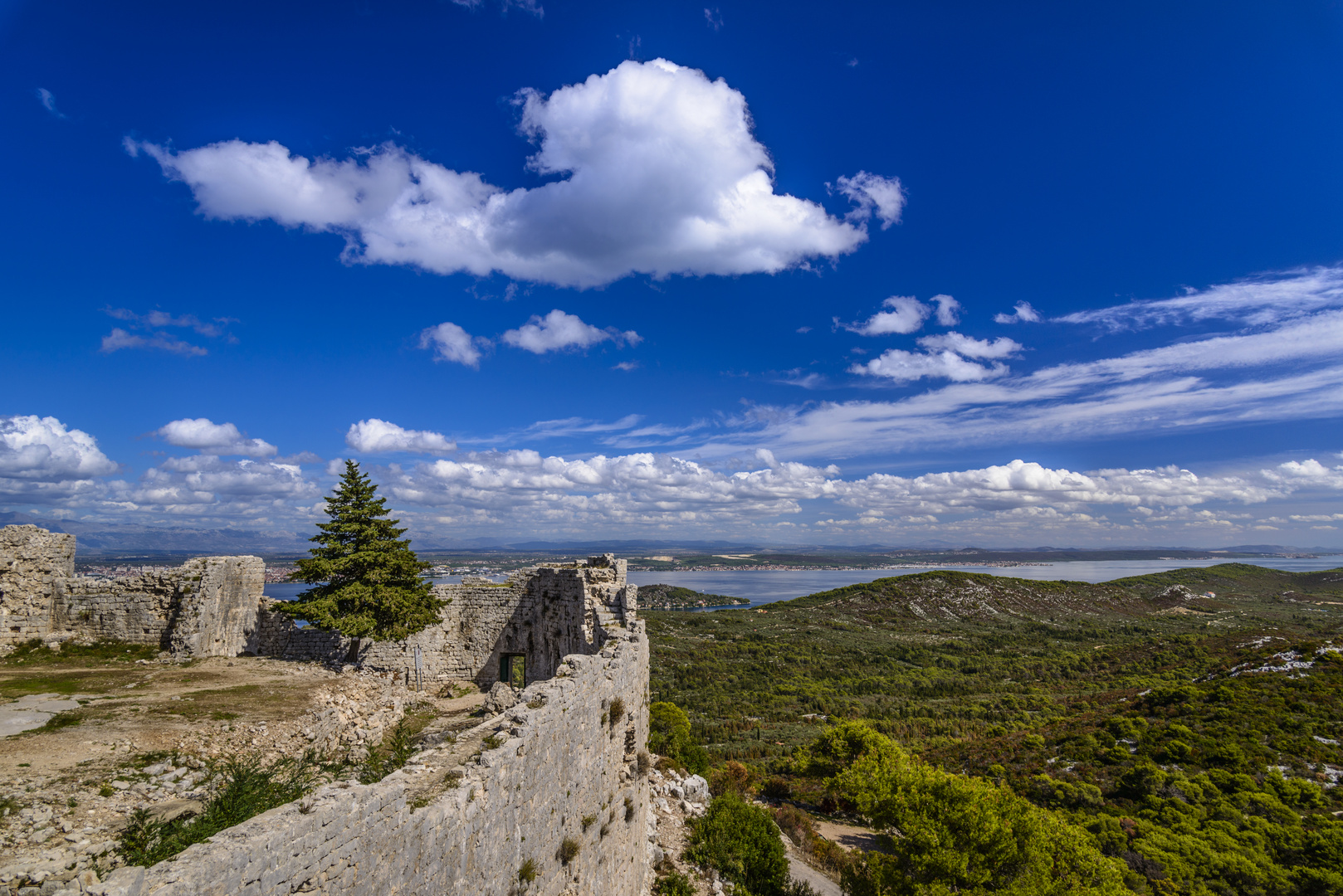 Festungsruine Sveti Mihovil, Insel Ugljan, Dalmatien, Kroatien