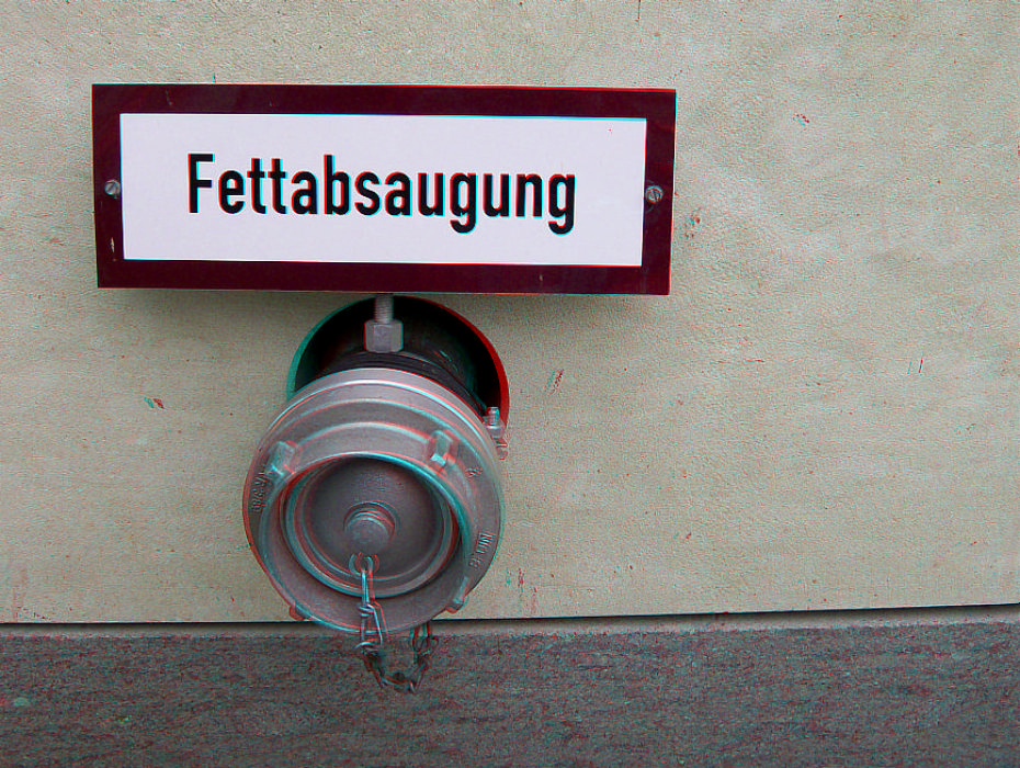 Fettabsaugung (vor dem Scheinfenster)