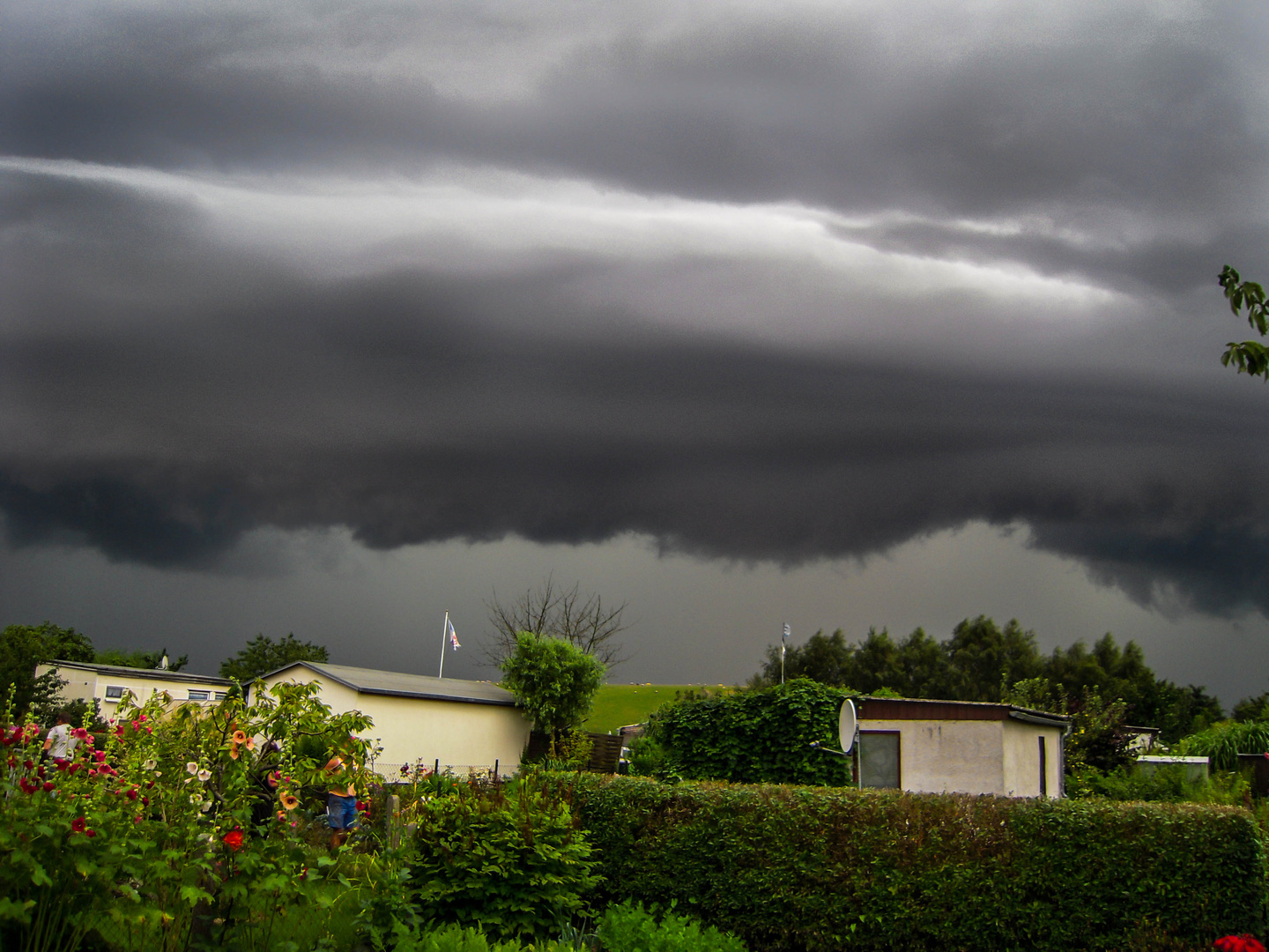 Fette Wolke im Garten