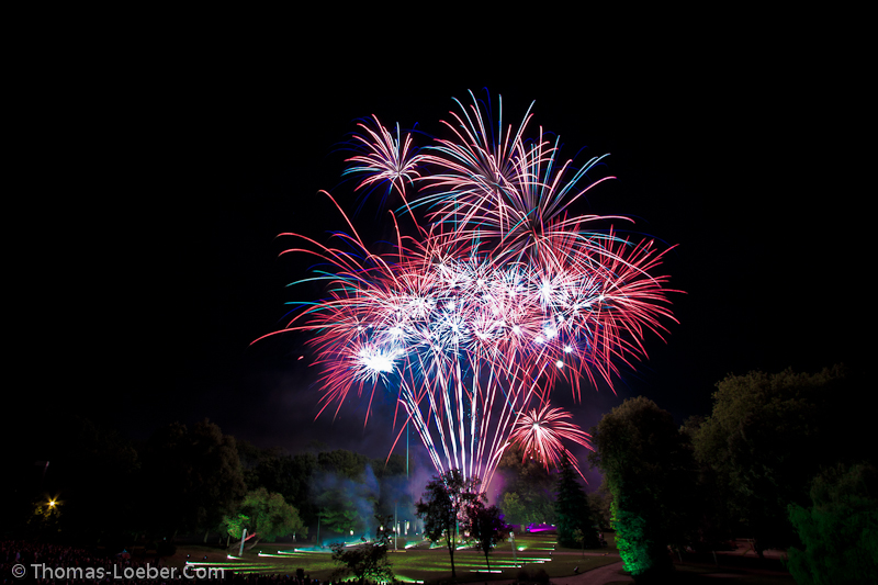 Feu d'articfice de Oissel 14 Juillet 2011