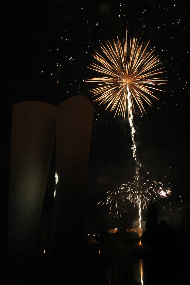 feu d'artifice et châteaux d'eau